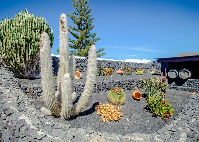 Casa Veroles Lanzarote * Эль-Ислоте